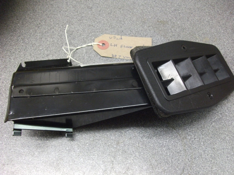 Image of LEFT HAND AIR DUCT DIFFUSER WITH FLOOR VENT OUTLET 