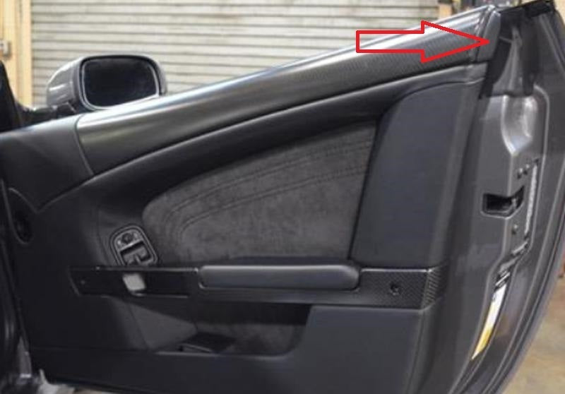 FRONT RIGHT HAND SIDE LEATHER DOOR TRIM CAP