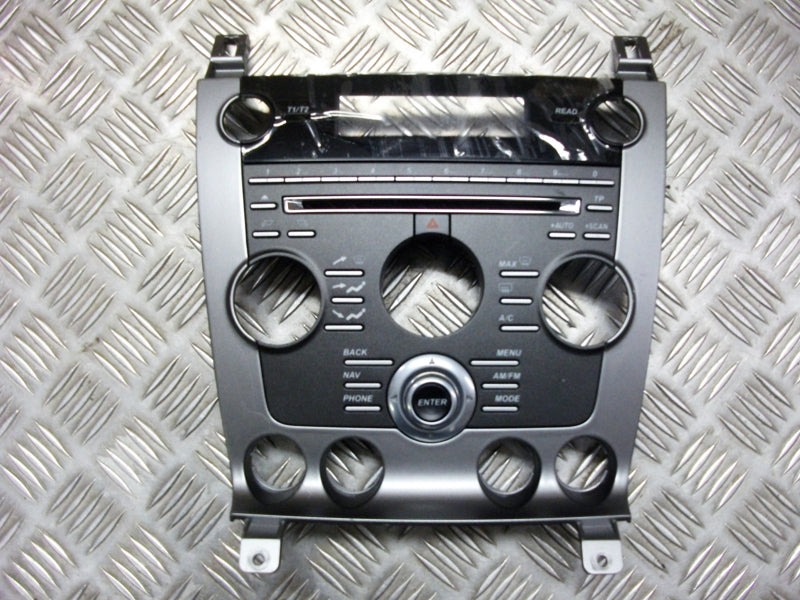 CENTRE STACK FASCIA AND CONTROLS - SILVER/ GRAPHITE