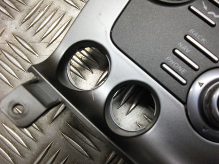 CENTRE STACK FASCIA AND CONTROLS - SILVER/ GRAPHITE