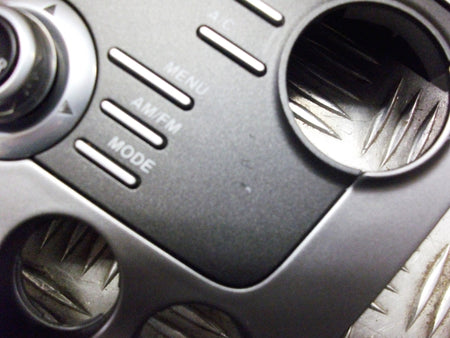 CENTRE STACK FASCIA AND CONTROLS - SILVER/ GRAPHITE
