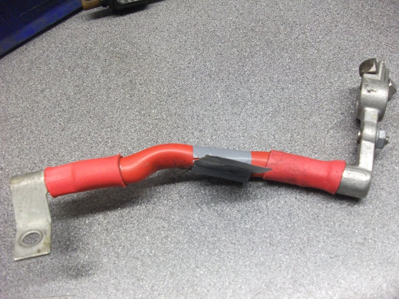 BATTERY CABLE - POSITIVE TO DISCONNECT SWITCH