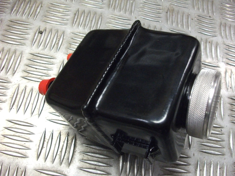 POWER STEERING FLUID RESERVOIR HEADER TANK