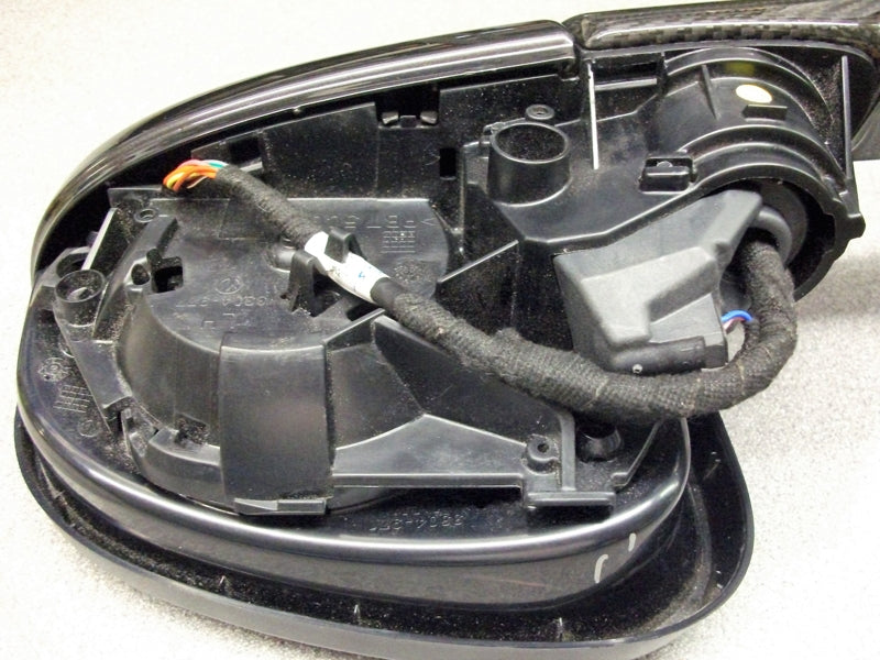 LEFT SIDE CARBON MIRROR 2010.5 ON
