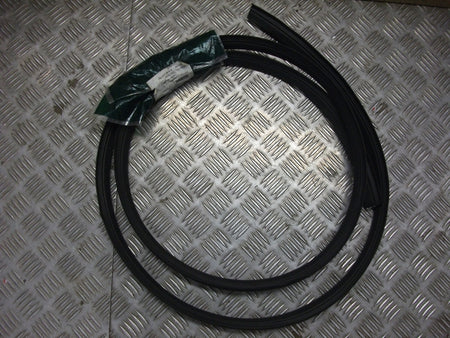 Image of VIRAGE VOLANTE WHEEL ARCH STONE GUARD RUBBER TRIM