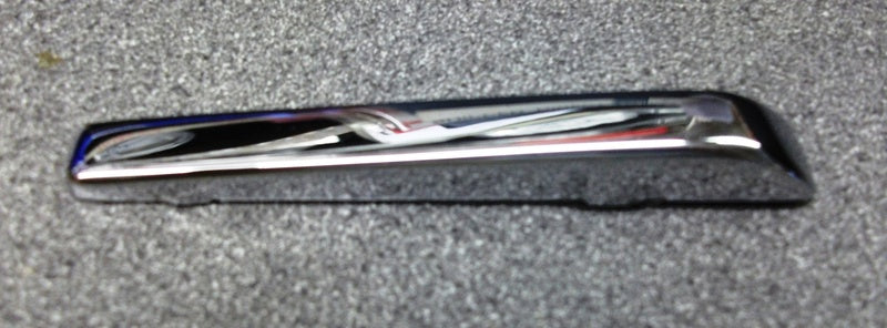 Image of RIGHT DOOR STRAKE SIDE WING FENDER CHROME TRIM