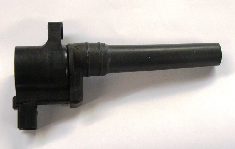 HT COIL PLUG CAP 3 PIN