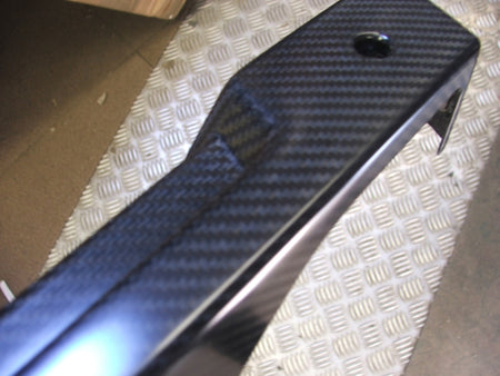 RIGHT HAND CARBON FIBRE DOOR HANDLE