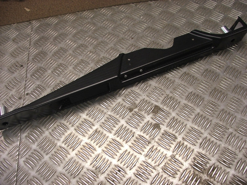 RIGHT HAND CARBON FIBRE DOOR HANDLE