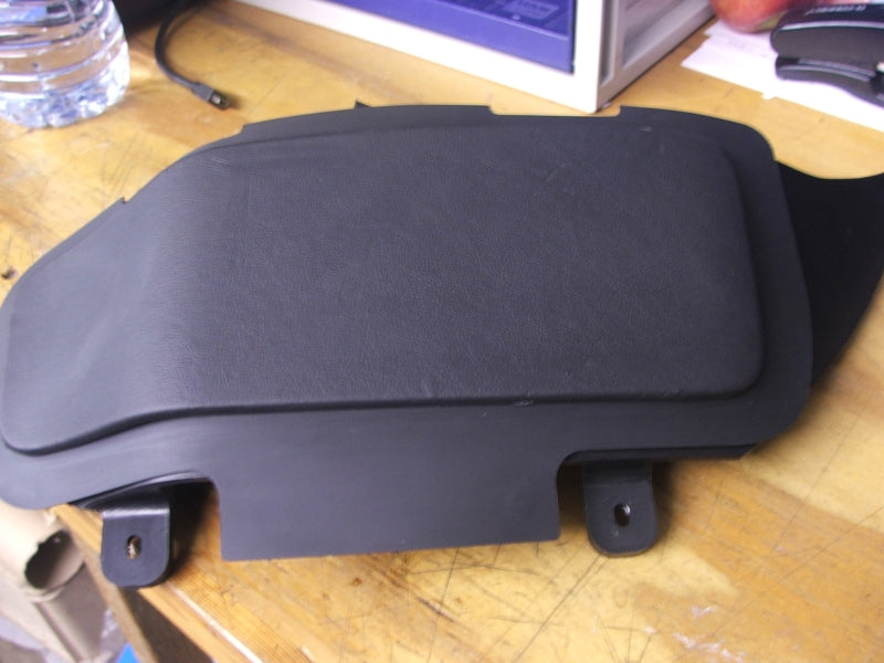 RIGHT HAND REAR OVER ROLL OVER PROTECTION BAR GAP HIDER