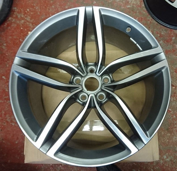 Image of 20x11 10 SPOKE REAR WHEEL DIAMOND TURNED FACE