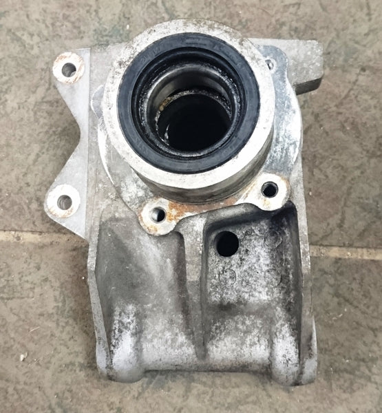 Image of REAR LEFT SUSPENSION UPRIGHT KNUCKLE UPRIGHT