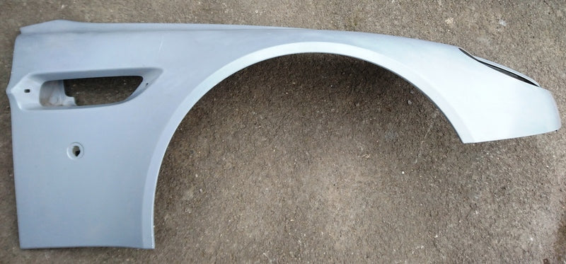 FRONT FENDER WING RIGHT HAND