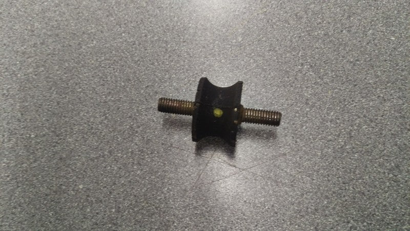 Image of BOBBIN ANTI TRAMP MOUNTING