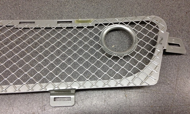 Image of LOWER FRONT RADIATOR GRILLE N400 N420