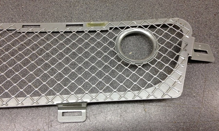 Image of LOWER FRONT RADIATOR GRILLE N400 N420