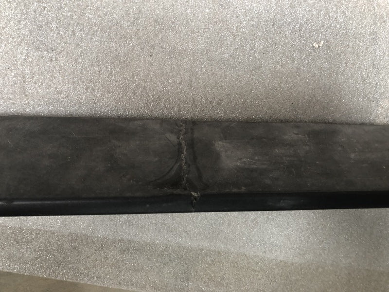 CARBON FIBRE RIGHT HAND SILL COVER ROCKER COVER