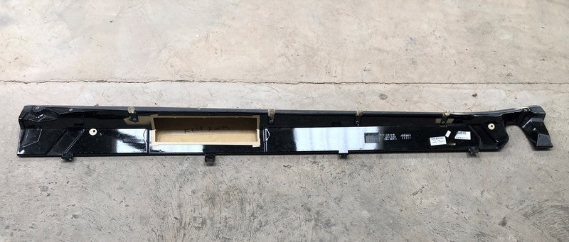 LEFT HAND SILL COVER ROCKER COVER SIDE SKIRT
