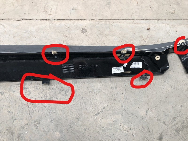 LEFT HAND SILL COVER ROCKER COVER SIDE SKIRT