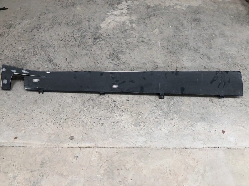 LEFT HAND SILL COVER ROCKER COVER SIDE SKIRT