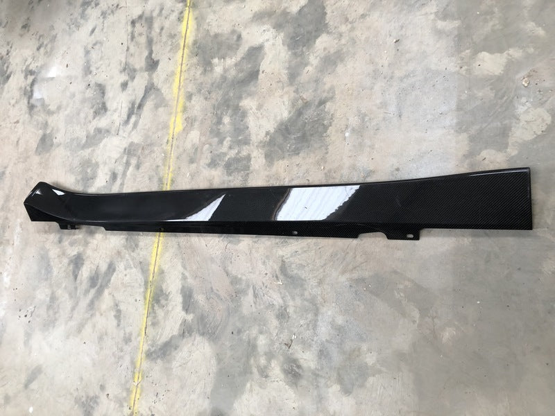 Image of CARBON FIBRE RIGHT HAND SILL BLADE