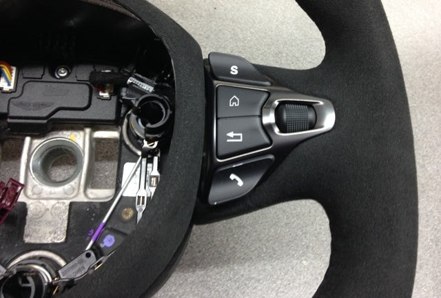 Image of SPORTS STEERING WHEEL ALCANTARA CRUISE BLUETOOTH DARK CHROME