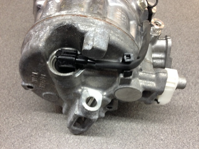 Image of AIR CONDITIONING COMPRESSOR V8