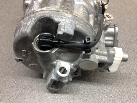 Image of AIR CONDITIONING COMPRESSOR V8