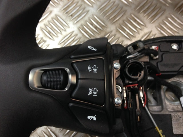 Image of STEERING WHEEL CRUISE BLUETOOTH
