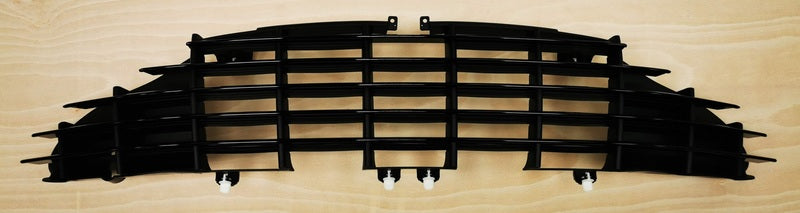 FRONT RADIATOR GRILLE - DARK GLOSS BLACK - V8