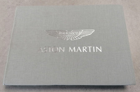 Image of V8 VANTAGE SERVICE RECORD AND OWNERS HANDBOOK TURKEY