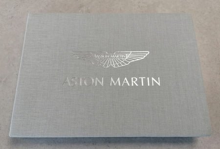 DB11 SERVICE RECORD AND OWNERS HANDBOOK JAPAN