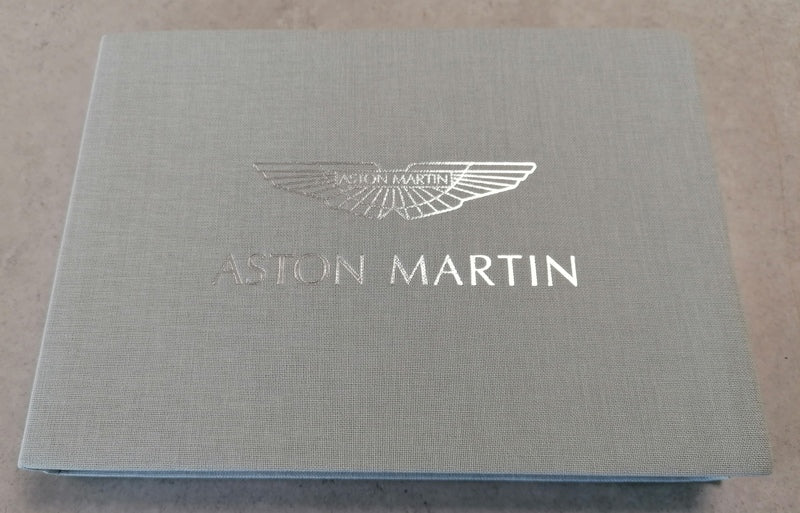 Image of V8 VANTAGE SERVICE RECORD AND OWNERS HANDBOOK RUSSIA