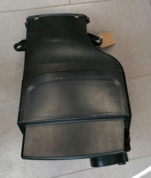 Image of RIGHT AIR FIILTER BOX V8