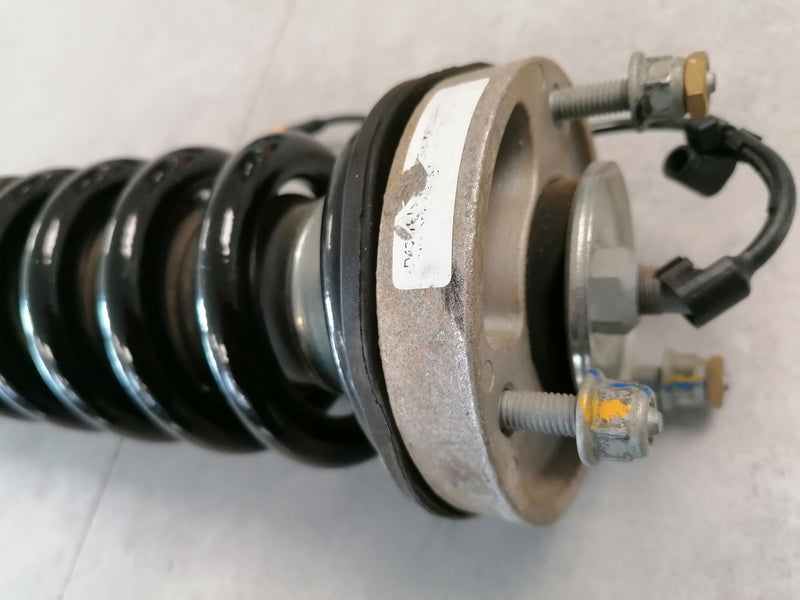 SHOCK ABSORBER DAMPER STRUT SPRING REAR