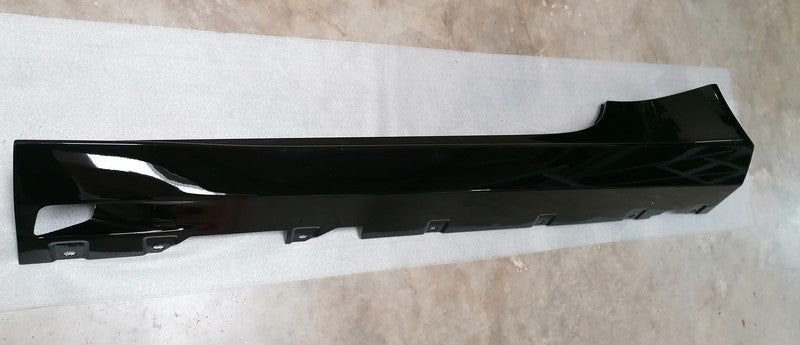 Image of GT8 BLACK LEFT HAND SILL COVER