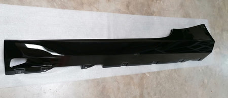 Image of GT8 BLACK LEFT HAND SILL COVER