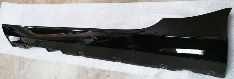 Image of GT8 BLACK LEFT HAND SILL COVER