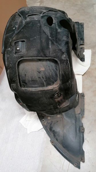 Image of RIGHT FRONT WHEEL ARCH LINER COUPE