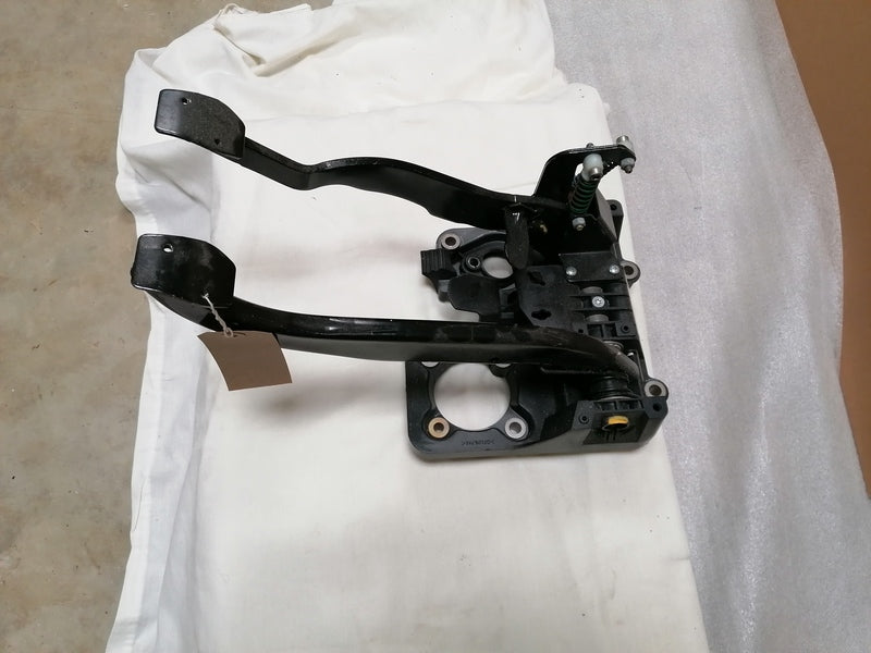 Image of MANUAL PEDAL BOX - RHD