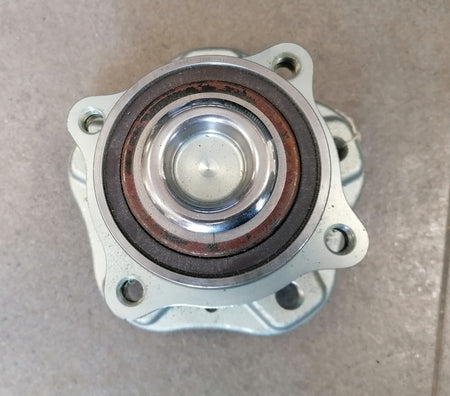 Image of FRONT HUB AND BEARING ASSEMBLY