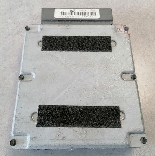 ENGINE MANAGEMENT ECU CONTROL MODULE UNIT