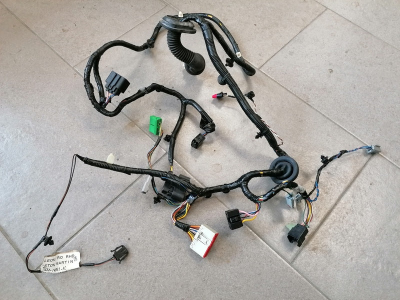 RIGHT HAND DRIVE RIGHT HAND DOOR HARNESS
