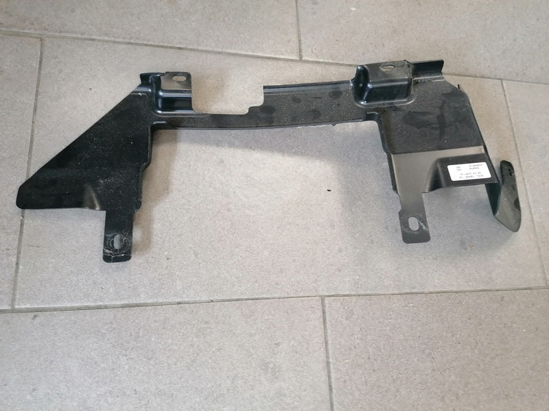 Image of RIGHT HAND FLOOR SUPPORT