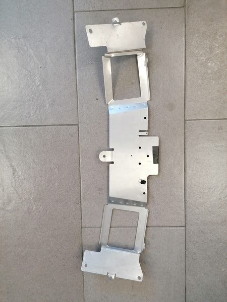 GPS ANTENNA MOUNTING BRACKET