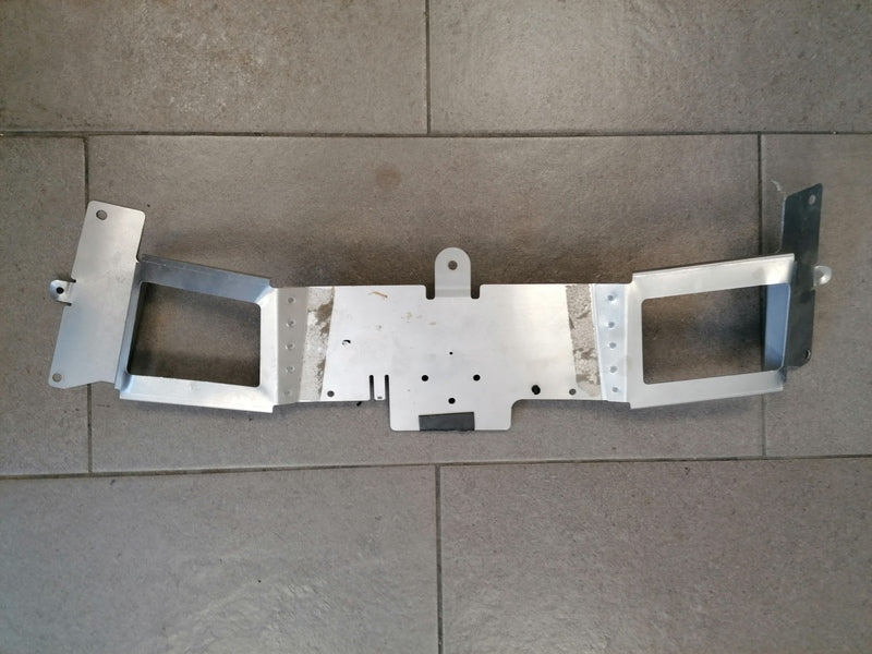 GPS ANTENNA MOUNTING BRACKET
