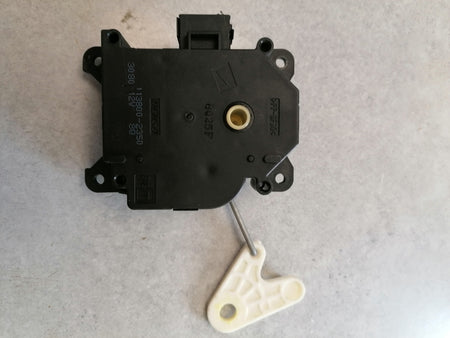 Image of HEATER BLOWER FLAP SERVO ACTUATOR MOTOR