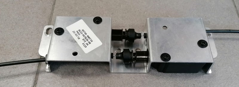 Image of TONNEAU LATCHING ACTUATORS WITH BRACKET AND CABLES