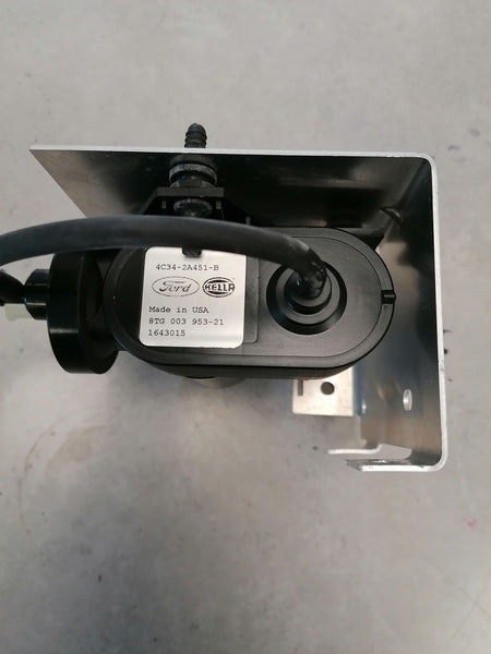 Image of VACUUM PUMP ASSEMBLY COMPLETE WITH BRACKET