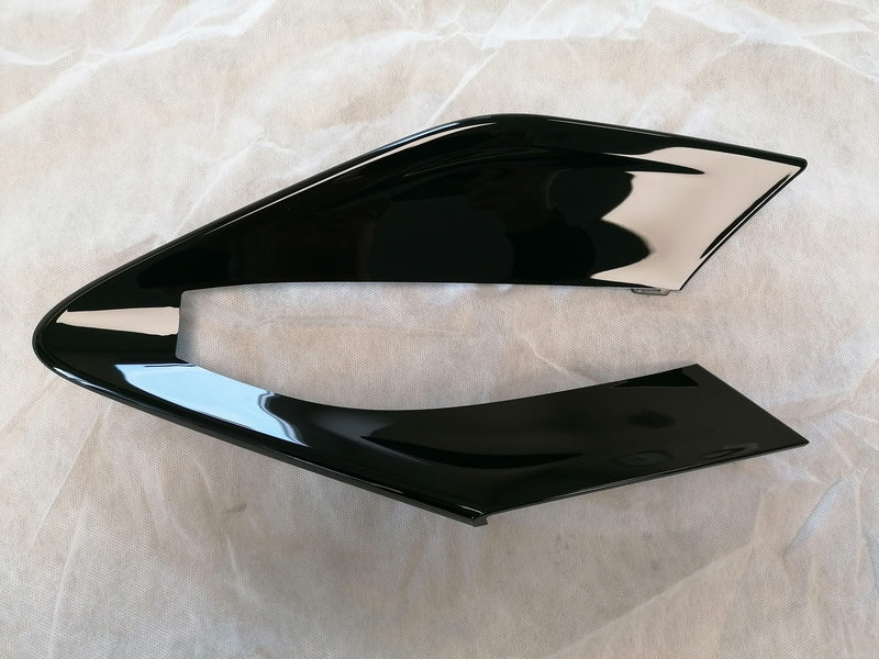 Image of RIGHT HAND DOOR VENEER FINISHED IN GLOSS BLACK